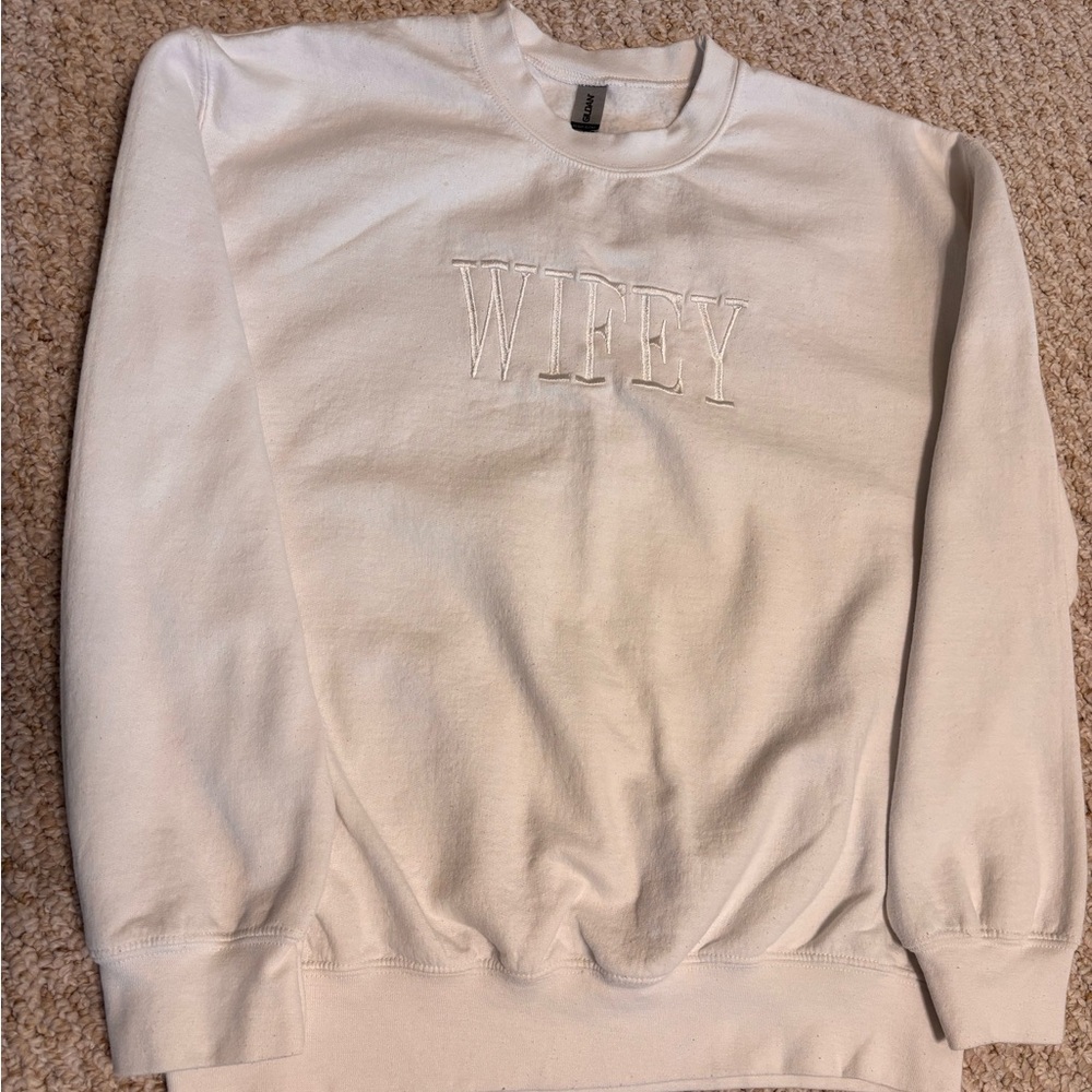 “Wifey” Sweat Shirt
